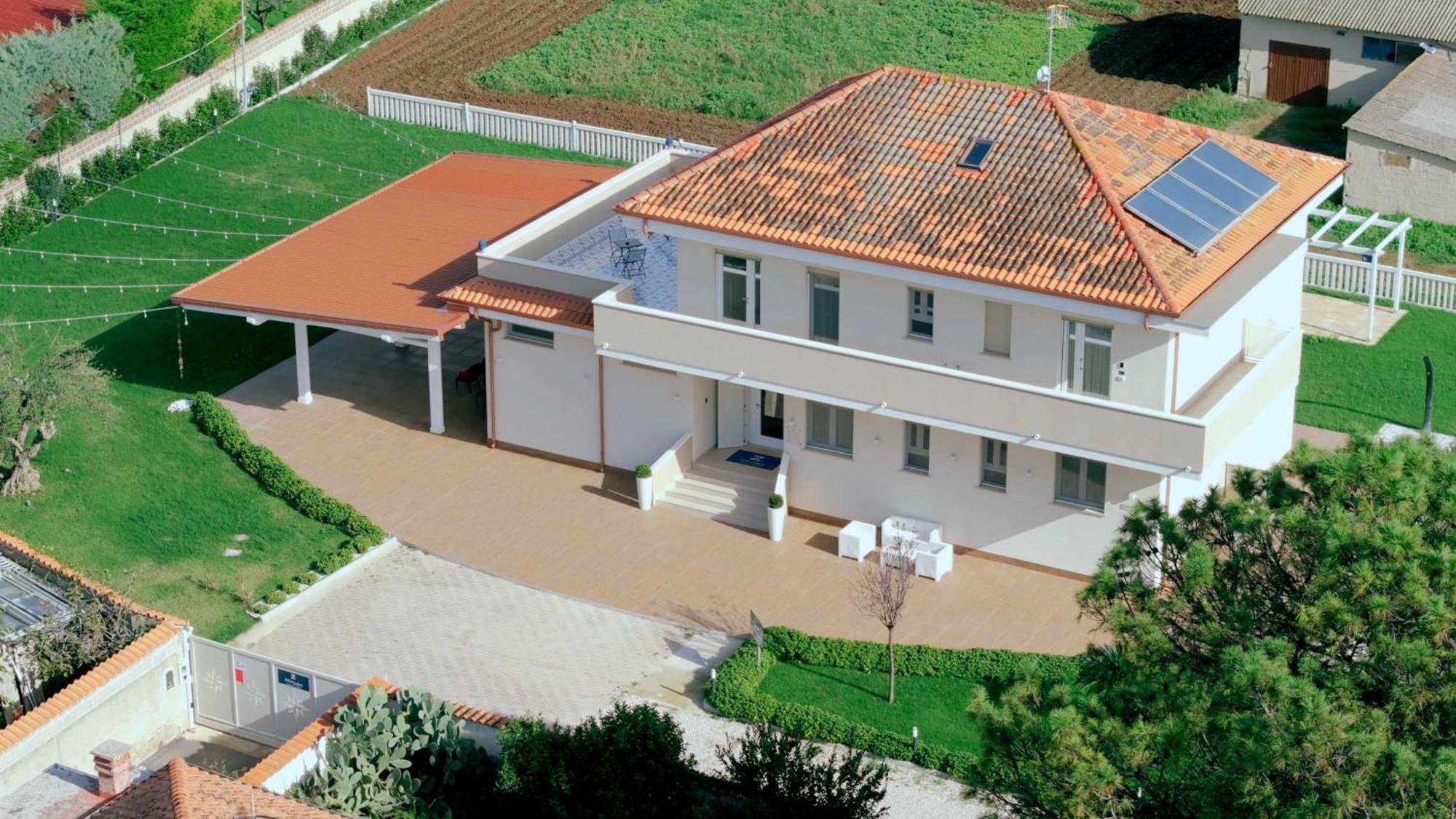 Villa Zefiro Suites & Events Battipaglia Luaran gambar