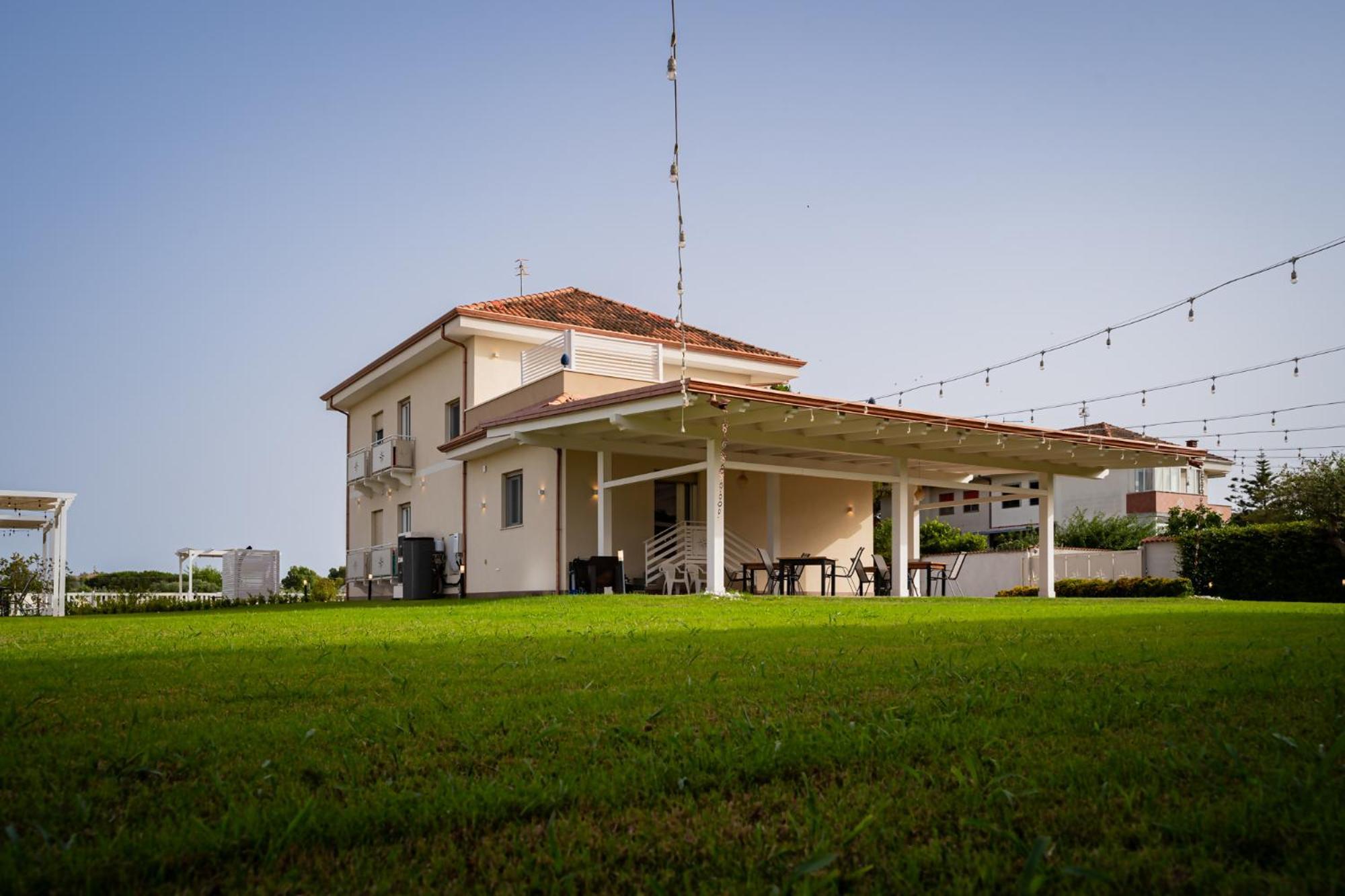 Villa Zefiro Suites & Events Battipaglia Luaran gambar